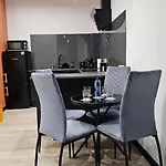 Pod Muralem Łódź
