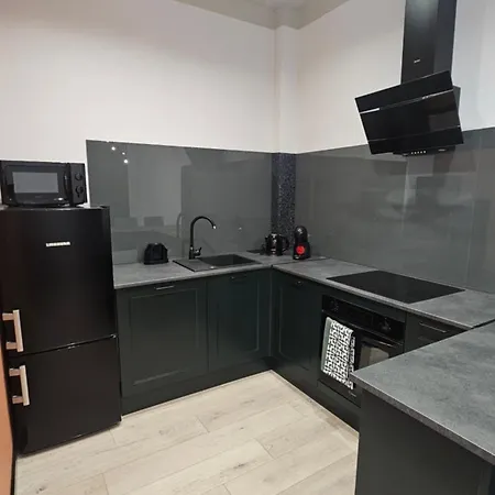Apartament Pod Muralem *