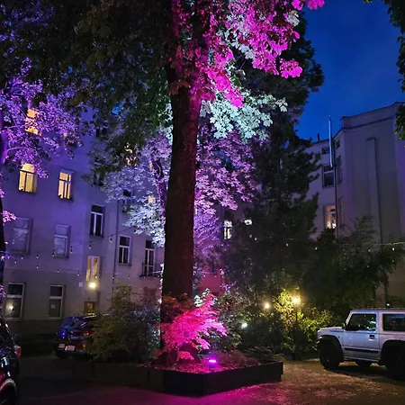 Pod Muralem Lägenhet